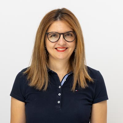 Nina Petrova – Teamleiterin Team Service